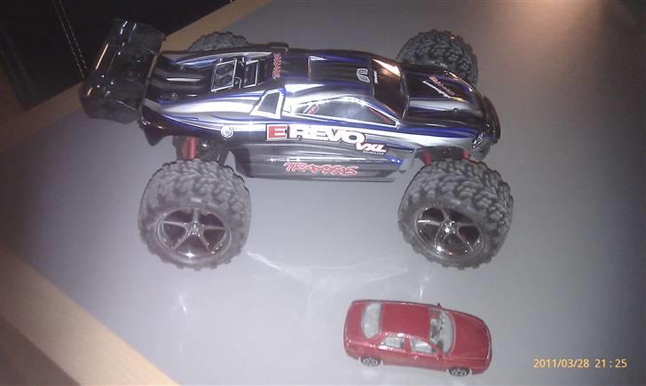 Off-Roader Traxxas E-Revo VXL 1:16 billede 2