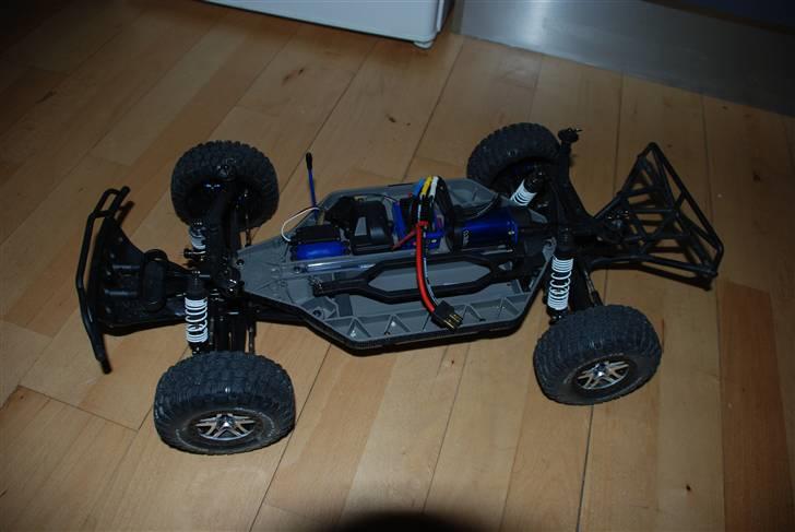 Off-Roader Traxxas Slash Ultimate4X4 Solgt billede 4