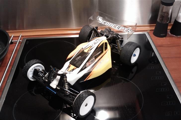 Buggy Team Associated B4 FT billede 1