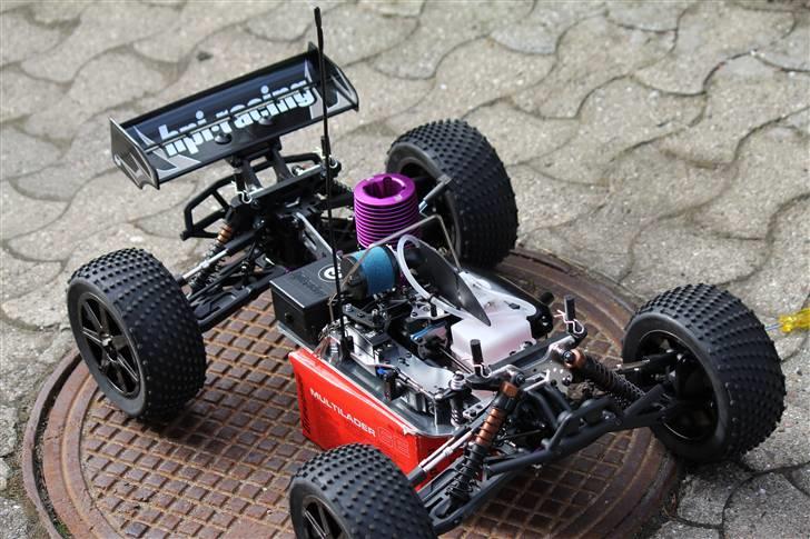 Off-Roader HPI Trophy 4.6 Truggy - Bilen igang med sin første tank :p billede 3