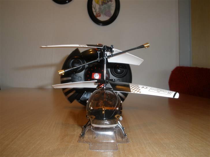 Helikopter Swift 3 Sort billede 1