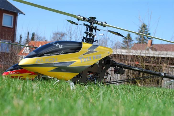 Helikopter T-rex 600esp flybarless billede 4