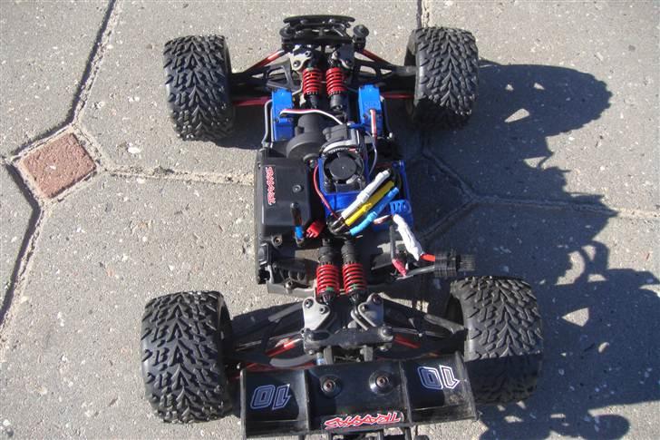 Bil Traxxas E-revo VXL billede 17