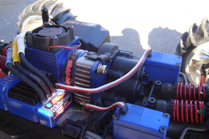 Bil Traxxas E-revo VXL billede 18