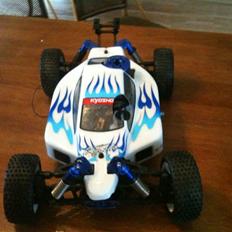 Buggy kyosho inferno 7,5