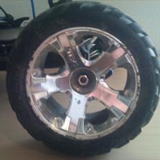 Truck Jato 3,3 2 WD 2,4 GHz