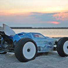 Off-Roader Hong Nor X1CRT *BYTTET*