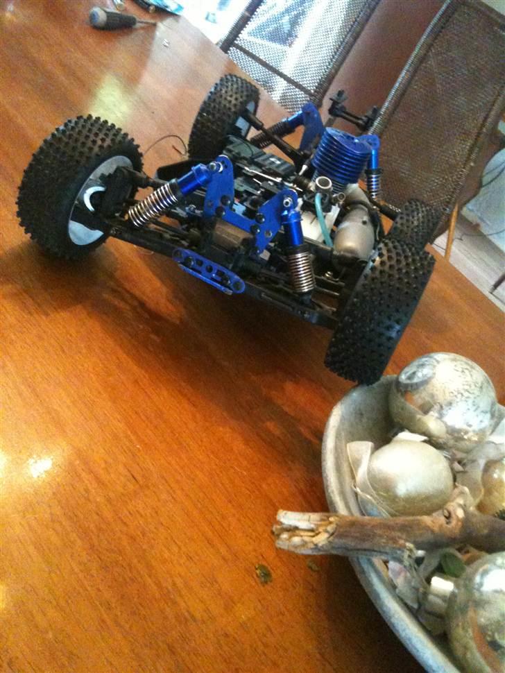 Buggy kyosho inferno 7,5 billede 4