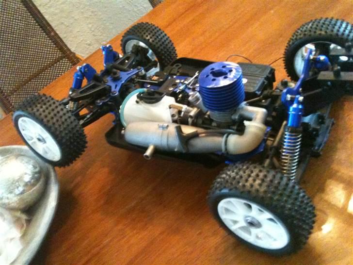 Buggy kyosho inferno 7,5 billede 5
