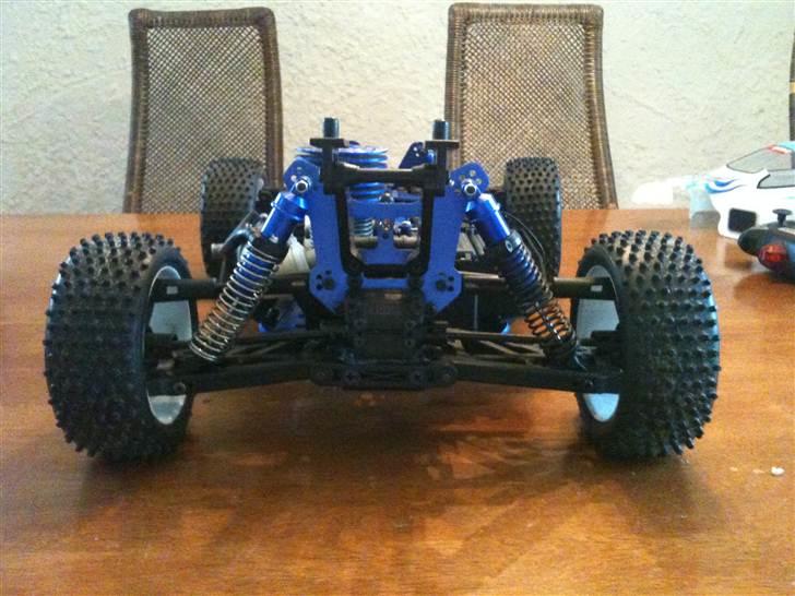 Buggy kyosho inferno 7,5 billede 6