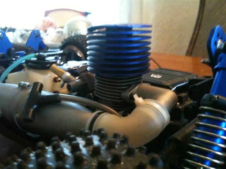 Buggy kyosho inferno 7,5 billede 9