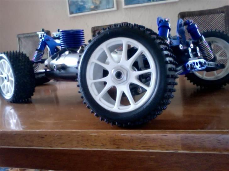 Buggy kyosho inferno 7,5 billede 14