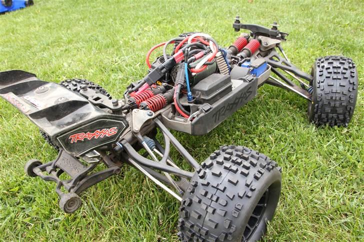 Bil Traxxas E-revo BL billede 5