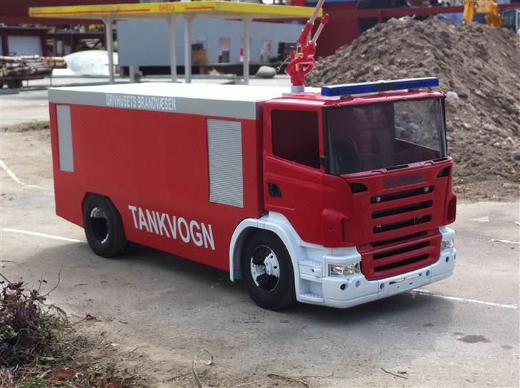 Lastbiler | Scania R420 Tankvogn billede 6