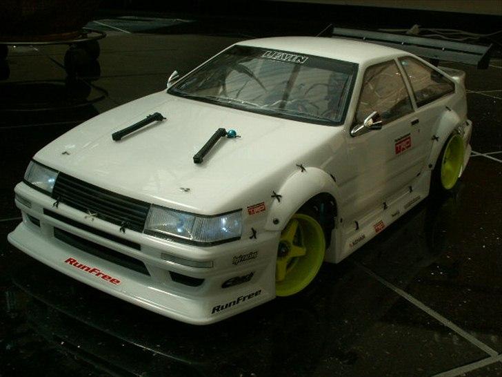 Bil Tamiya TT-01 D Toyota Levin AE86 Run Free Edition billede 9