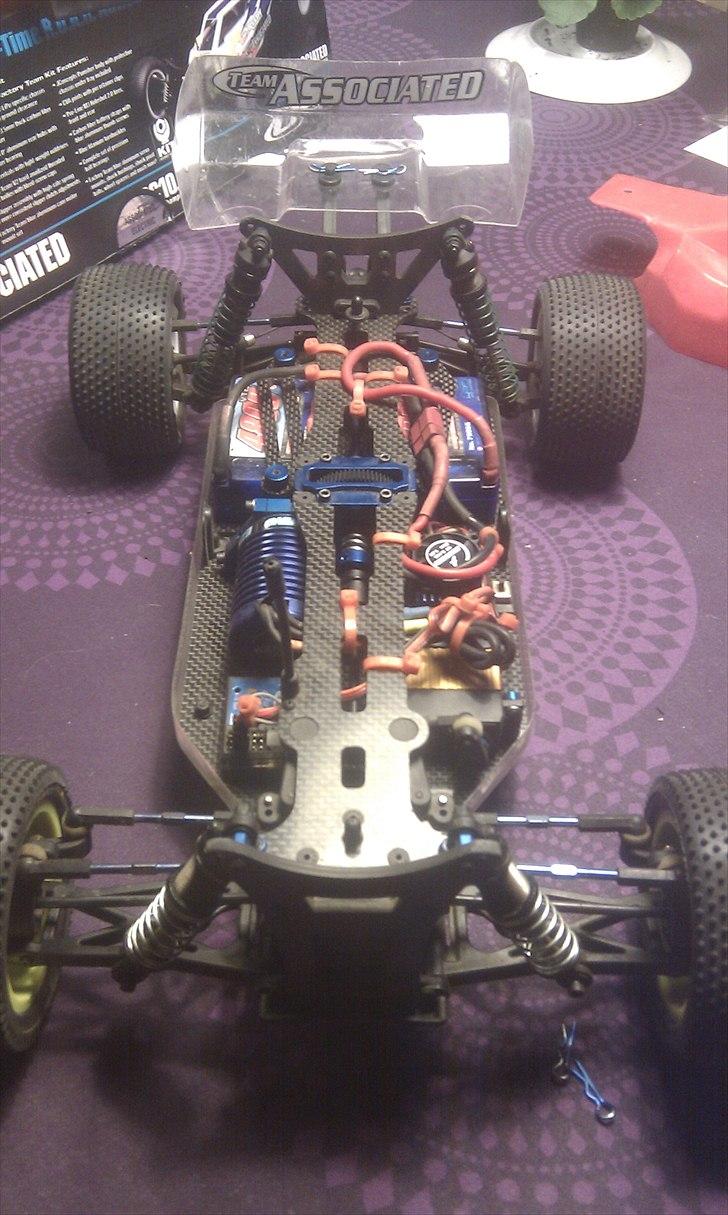 Buggy Team Associated B44.1 - lidt indefra billede 3