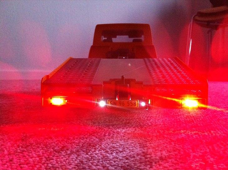 Bil | Mercedes Sprinter autotransport - Bremselyset aktiveres når bilen holder stille, men slår selv over på alm position, når man kører fremaf... billede 15