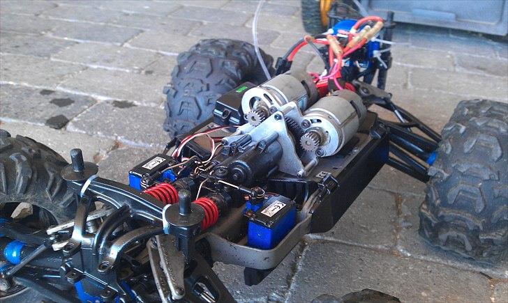 Off-Roader Traxxas Summit billede 3