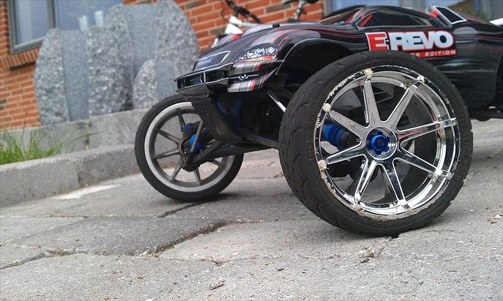 Off-Roader Traxxas E-Revo Brushless billede 3