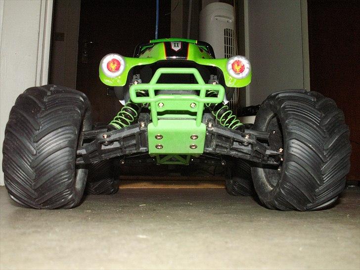 Off-Roader Traxxas Monster Jam: Grave Digger billede 4