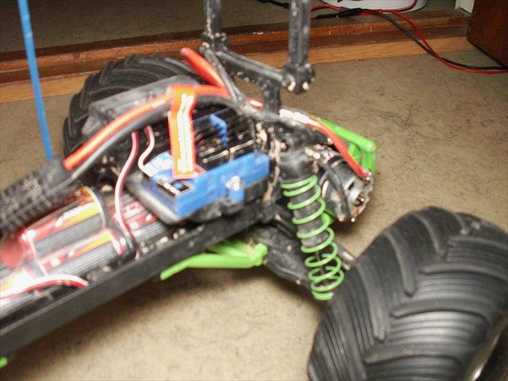 Off-Roader Traxxas Monster Jam: Grave Digger billede 10