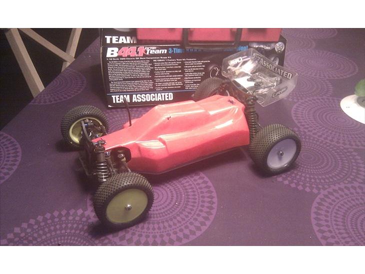Buggy Team Associated B44.1 - Hele bilen billede 1