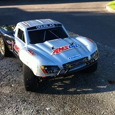 Off-Roader Traxxas Slash 1/16 VXL