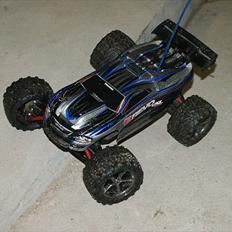 Off-Roader E-Revo VXL (1:16)