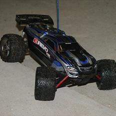 Off-Roader E-Revo VXL (1:16)