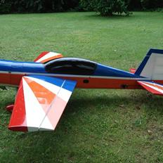 Fly Phoenix YAK 54 (død)
