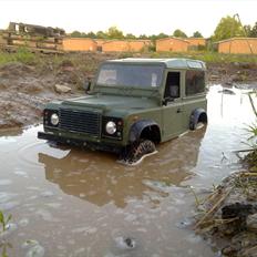 Off-Roader Land Rover Defender 90