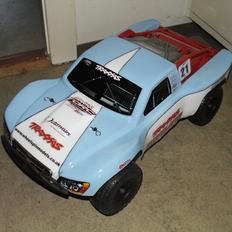 Off-Roader Traxxas Slash 4x4 Ultimate