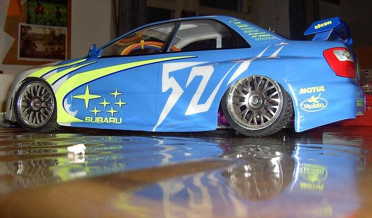 Bil Hpi Hot Bodies cyclone  - det gule er klistermærker. billede 2