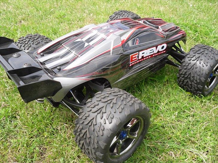 Bil Traxxas E-revo Brushless Edition - Billeder Af Rc-enheder ...