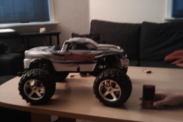 Off-Roader Traxxas T-Maxx 3,3 Model 4907 billede 1