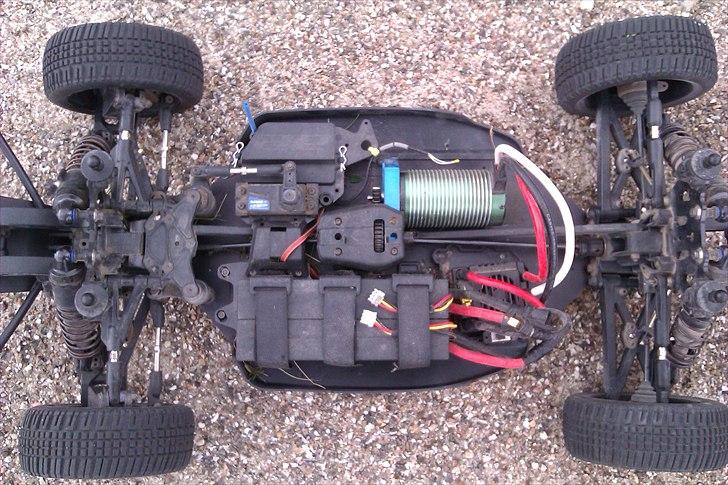 Off-Roader Associated Sc8e Mamba Monster  billede 8