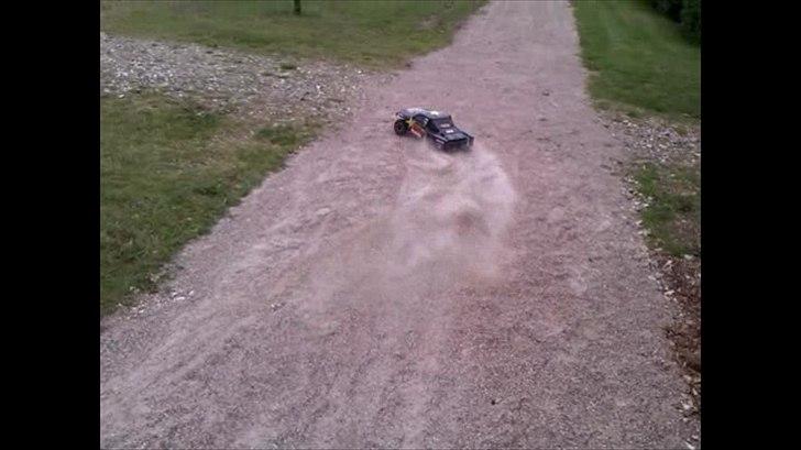 Off-Roader Associated Sc8e Mamba Monster  billede 17