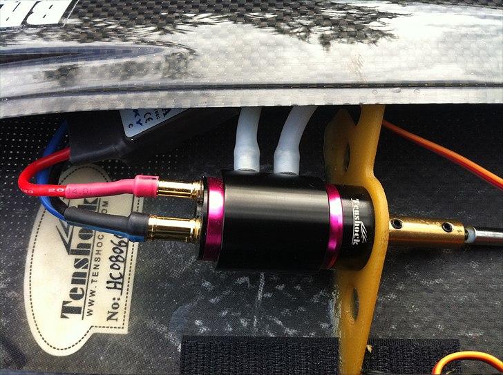 Båd Mini Cat Hydro Carbon "Beelzebub" billede 10