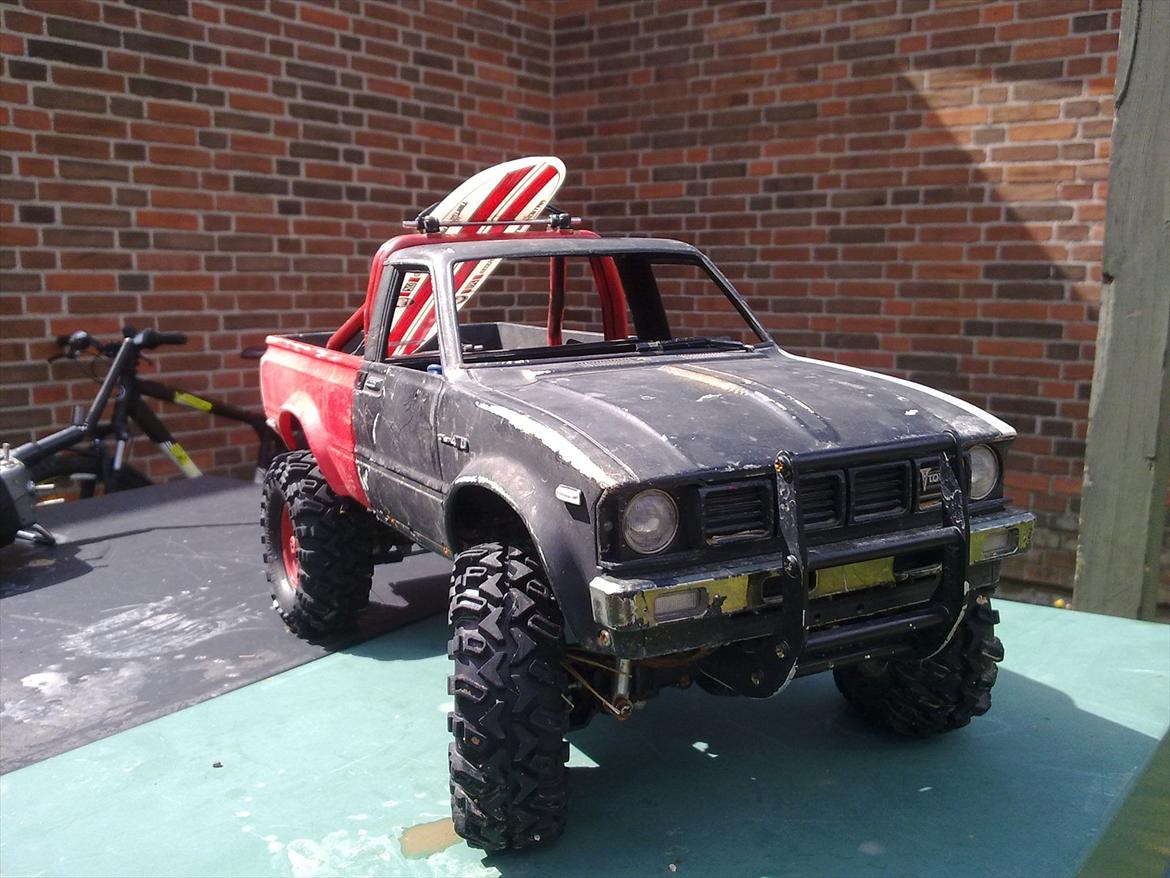 Off-Roader Tamiya Hilux Highlift (Junkyard Dog) billede 1