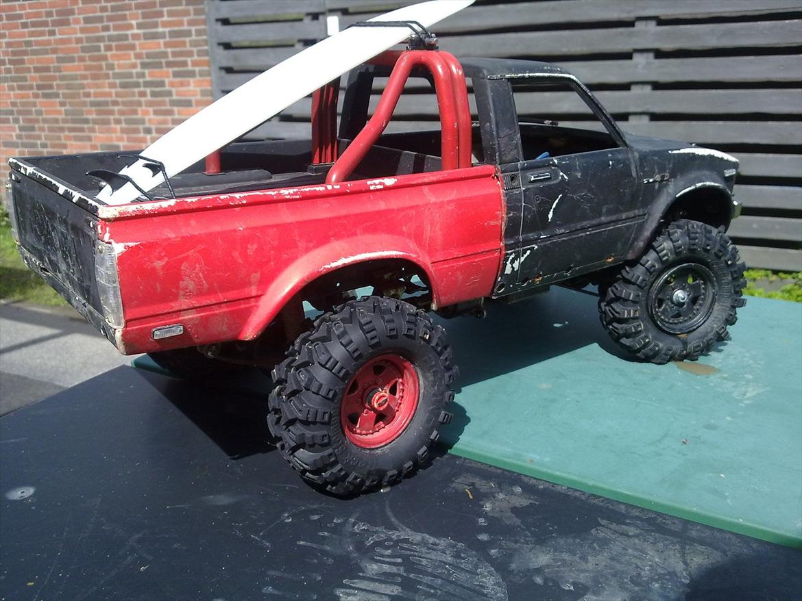 Off-Roader Tamiya Hilux Highlift (Junkyard Dog) billede 3