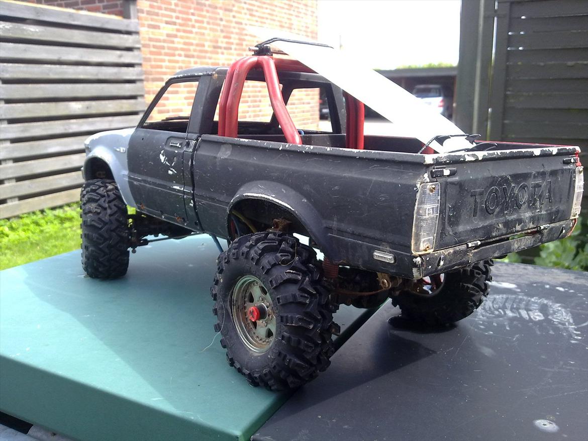 Off-Roader Tamiya Hilux Highlift (Junkyard Dog) billede 4