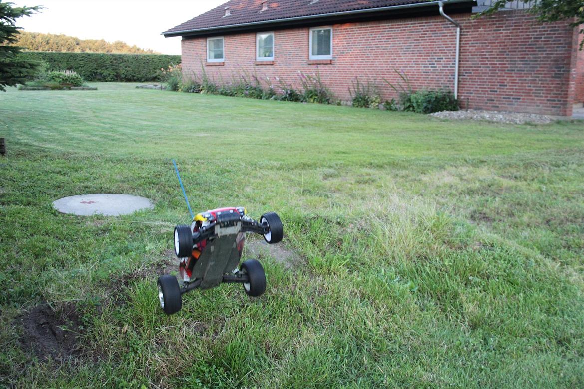 Off-Roader  rustler gefährlichetiger billede 1