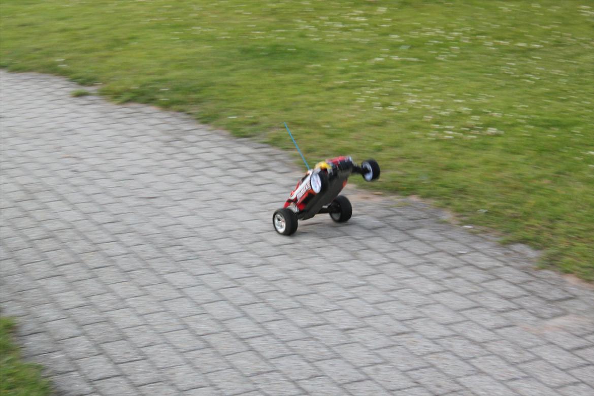 Off-Roader  rustler gefährlichetiger billede 16