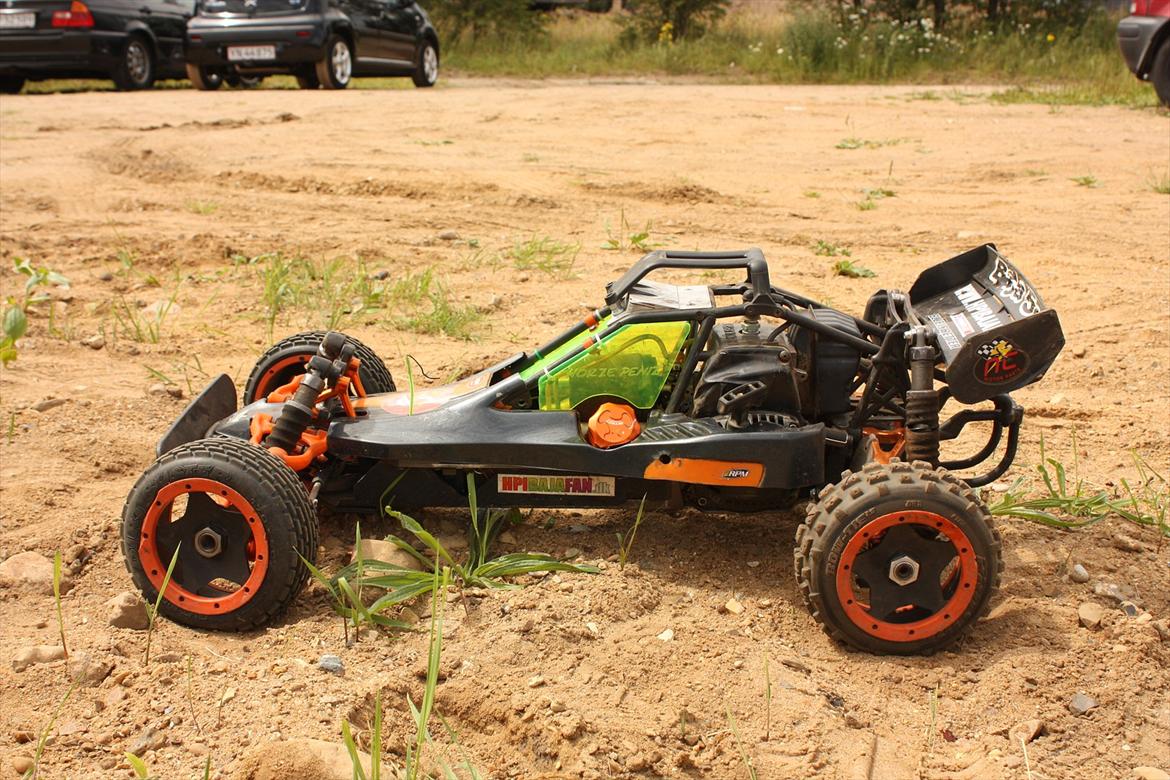 Buggy Hpi Baja 5B 2.0 Solgt - Som den ser ud før.. 12/7-11
OBS! der mangler underguard, da den fløj af samme dag billede 4