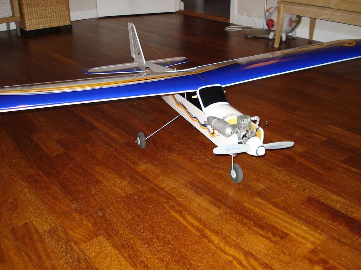 Fly Thunder Tiger billede 2