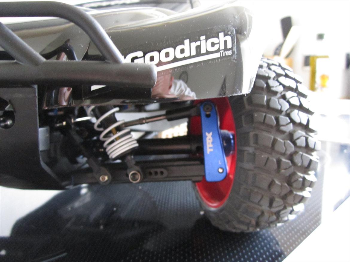 Bil Traxxas Slash 4x4 (Platinium) billede 4