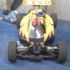 Buggy Bazooka Extreme 1/8 4WD