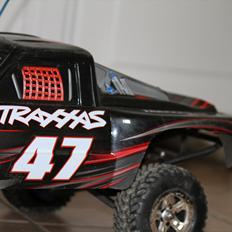 Off-Roader Traxxas Slayer 4WD 3,3RTR