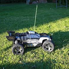 Off-Roader Stealth X09 Truggy Brushless