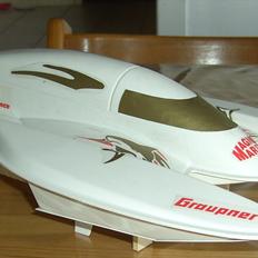 Båd Graupner hydro plane.